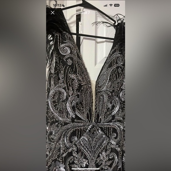 I’m selling my prom dress by JaszCouture - Picture 4 of 5